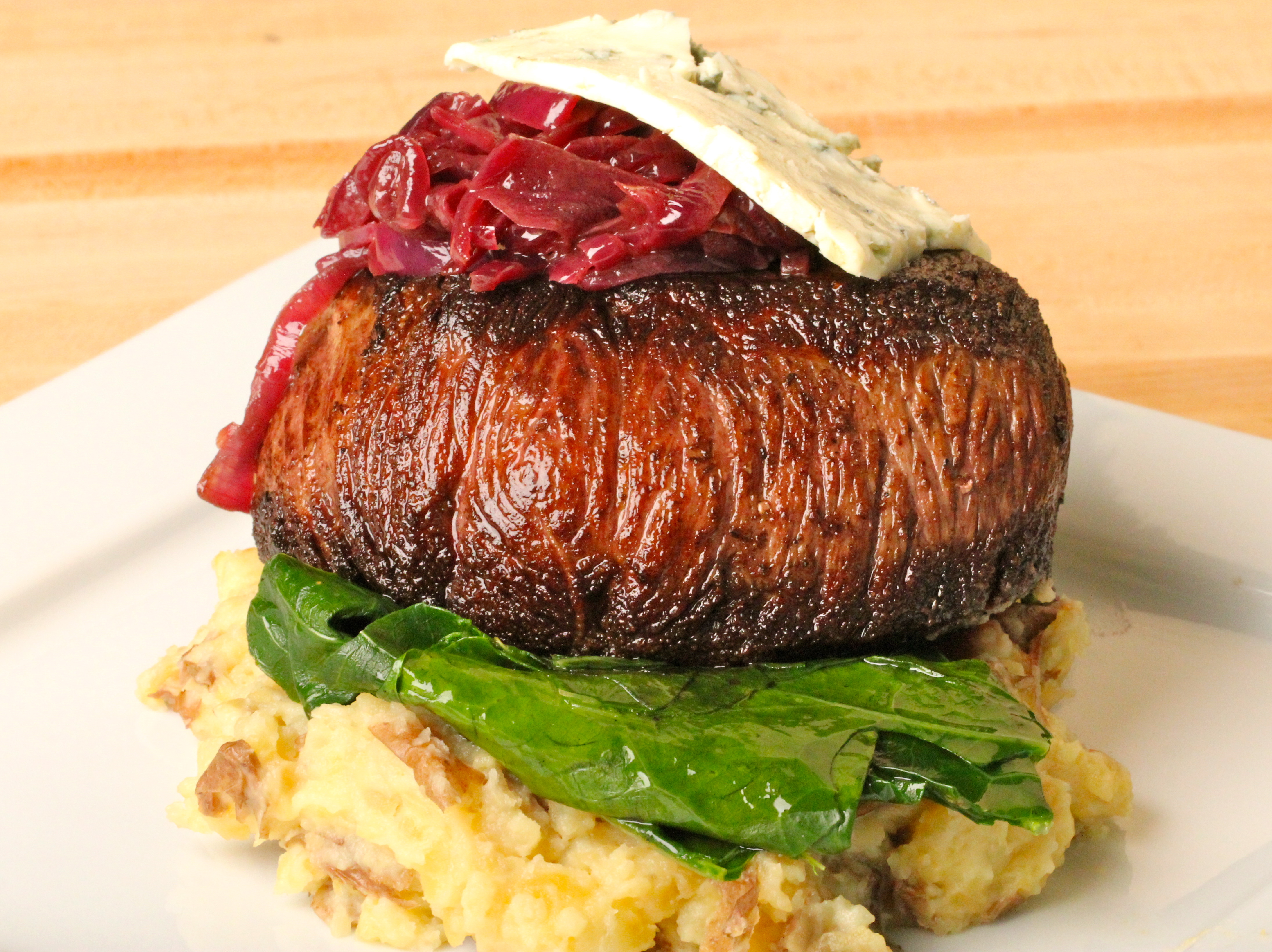 Top Sirloin Baseball Steak with Caramelized Onions & Mashed ...